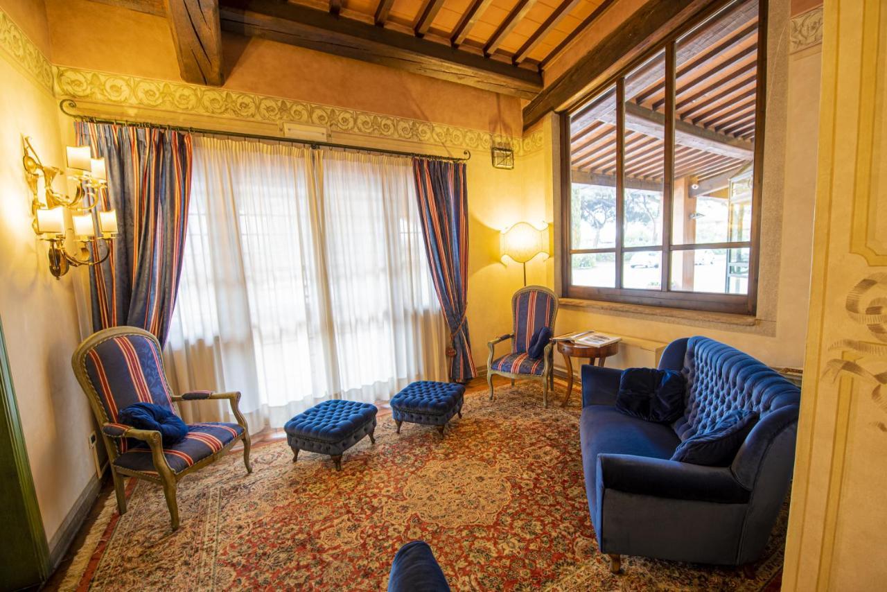 Hotel Boccaccio Calcinaia ภายนอก รูปภาพ