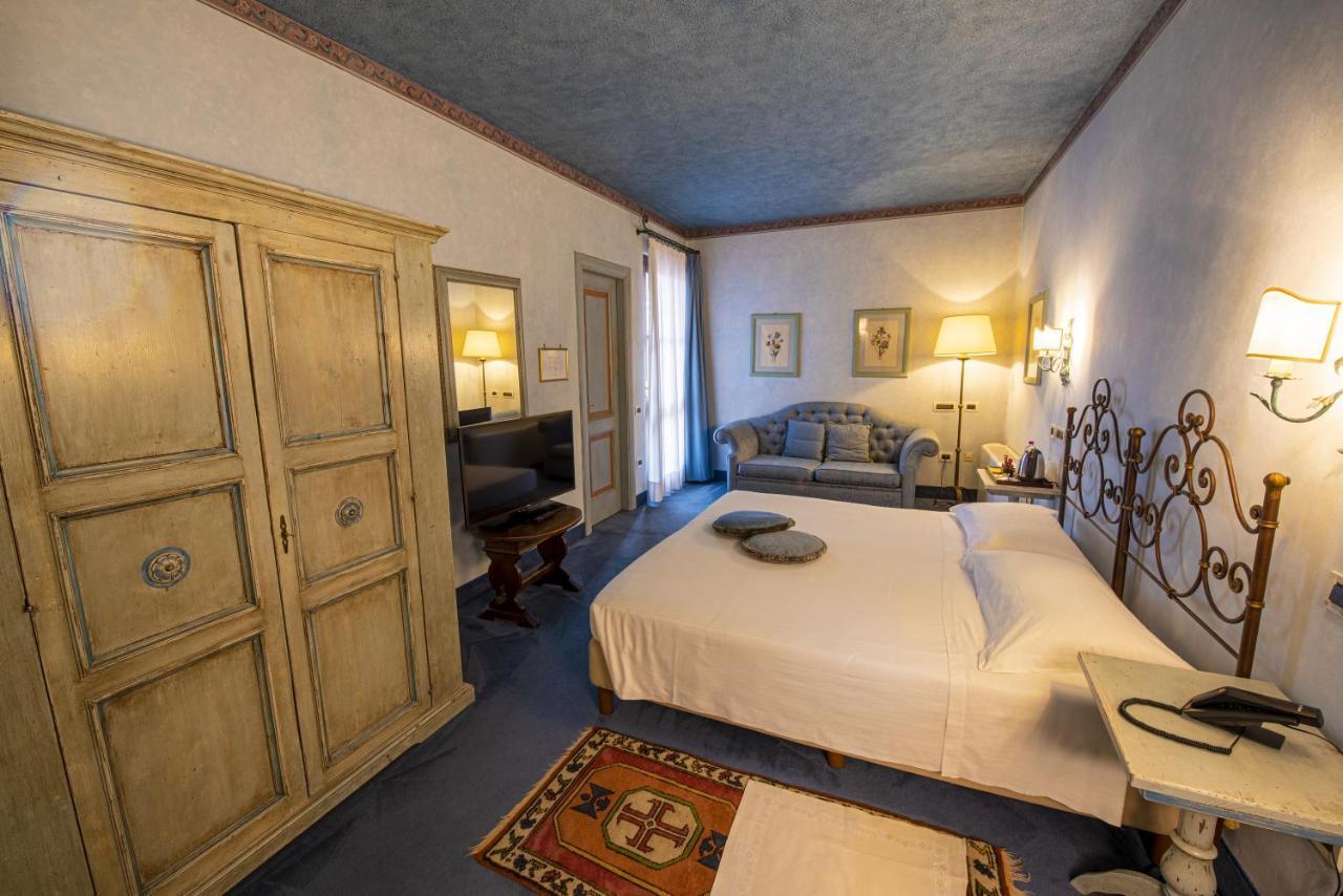 Hotel Boccaccio Calcinaia ภายนอก รูปภาพ