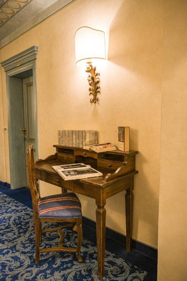 Hotel Boccaccio Calcinaia ภายนอก รูปภาพ
