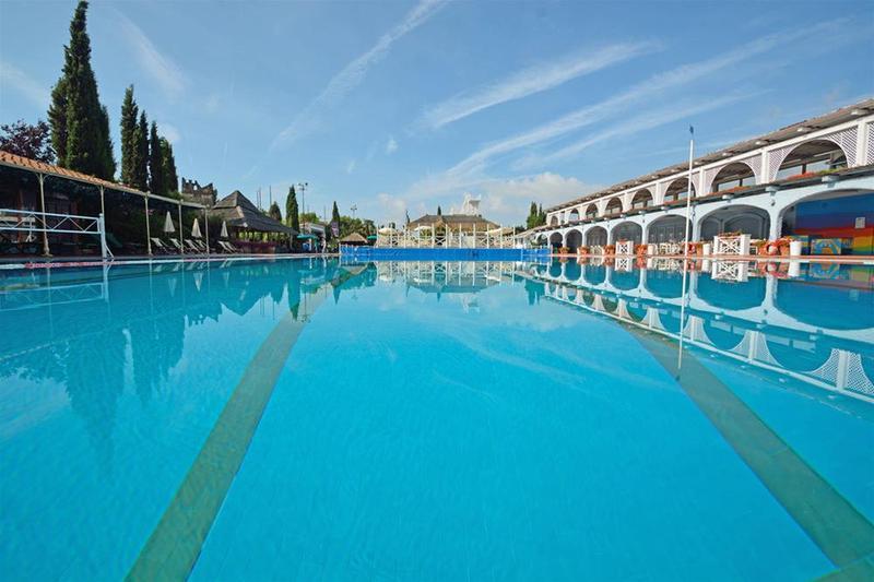 Hotel Boccaccio Calcinaia ภายนอก รูปภาพ
