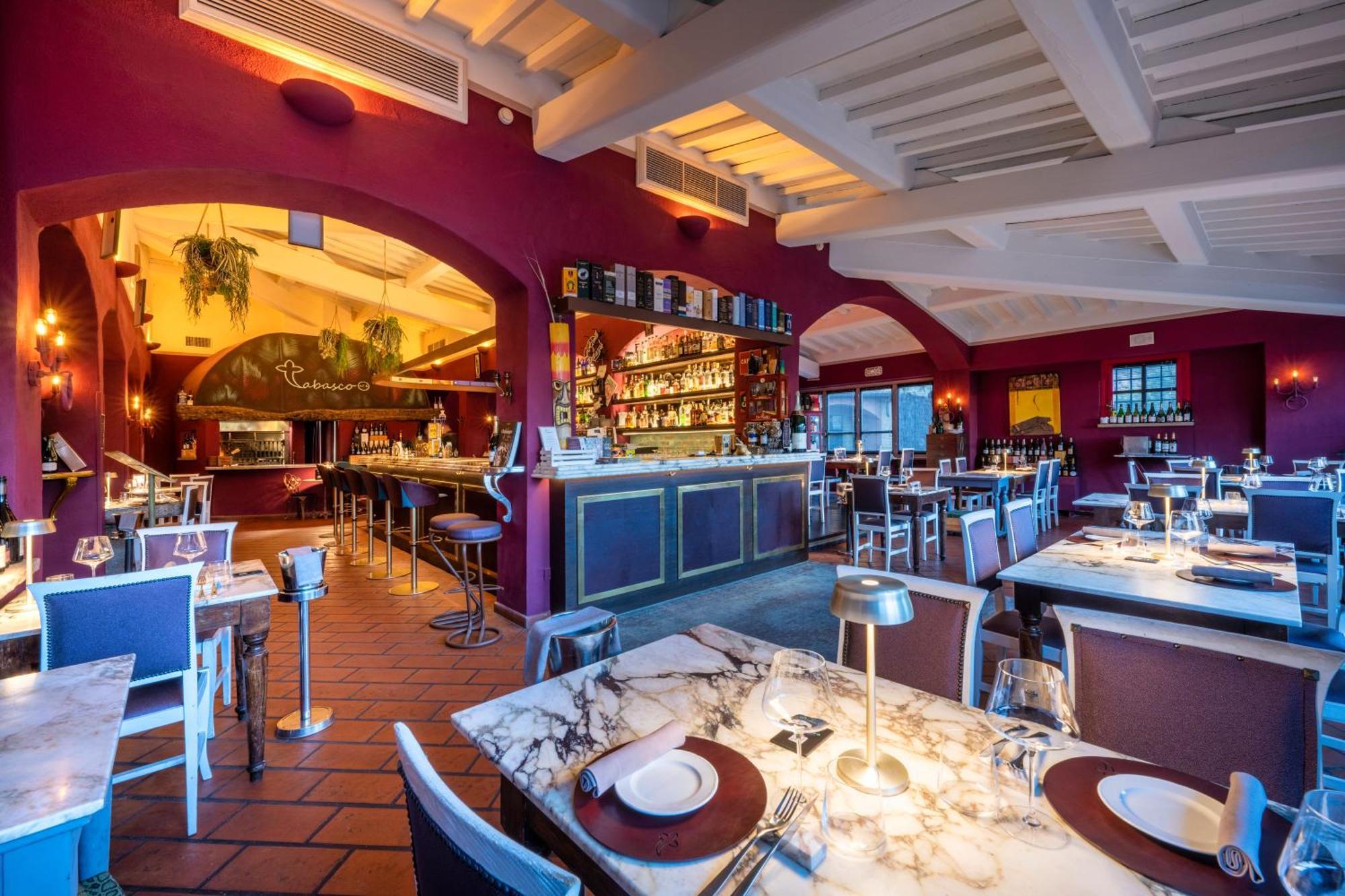 Hotel Boccaccio Calcinaia ภายนอก รูปภาพ