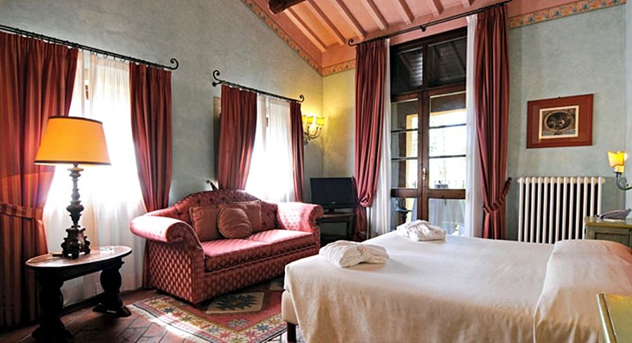 Hotel Boccaccio Calcinaia ภายนอก รูปภาพ