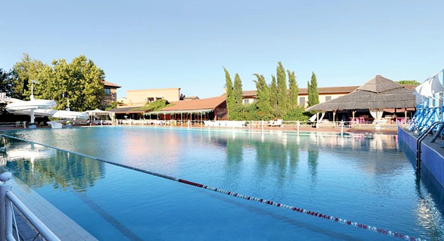 Hotel Boccaccio Calcinaia ภายนอก รูปภาพ